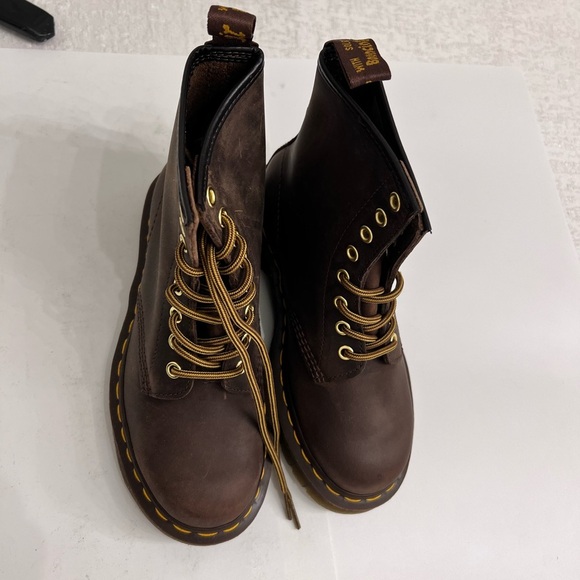 Martens Brown Leather Boots 1460 size 36. US 4 men’s 5 inch women’s - Picture 1 of 4